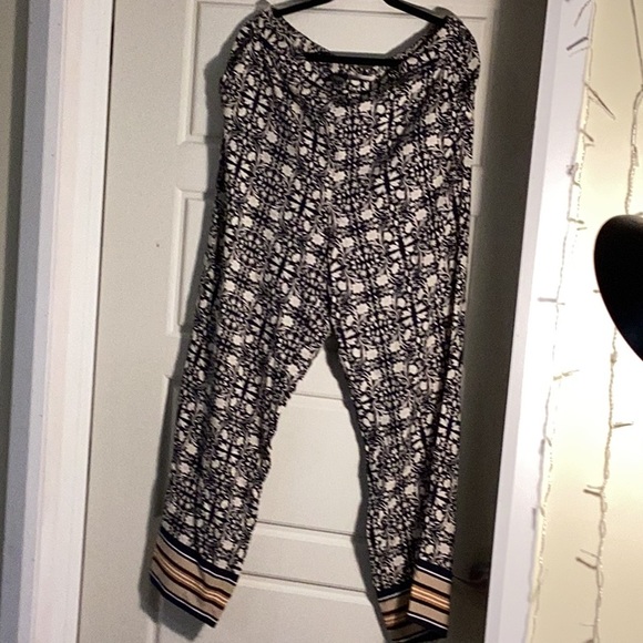 Patterned summer pants - Picture 1 of 3